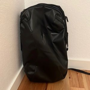 Cotopaxi Allpa 28L Travel Bag